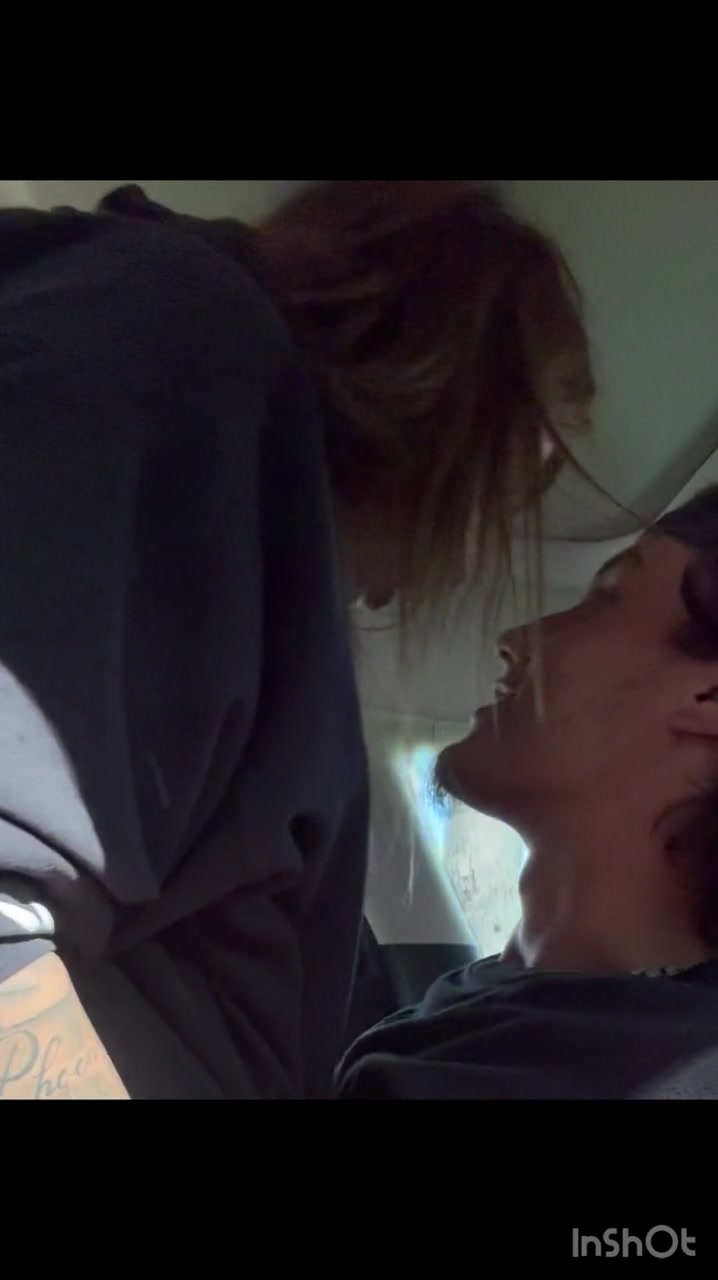 REAL TINDER DATE! Real stranger fucks my throat and pounds my pussy in my backseat in public