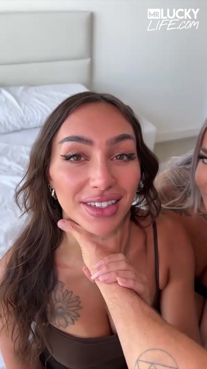 Hayley Davies And Sisi Rose Are Ready To Smash