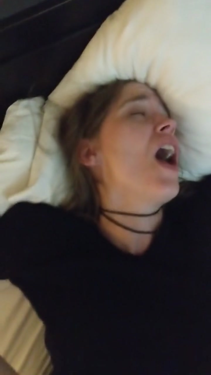 What I See When She Cums (POV MISSIONARY)