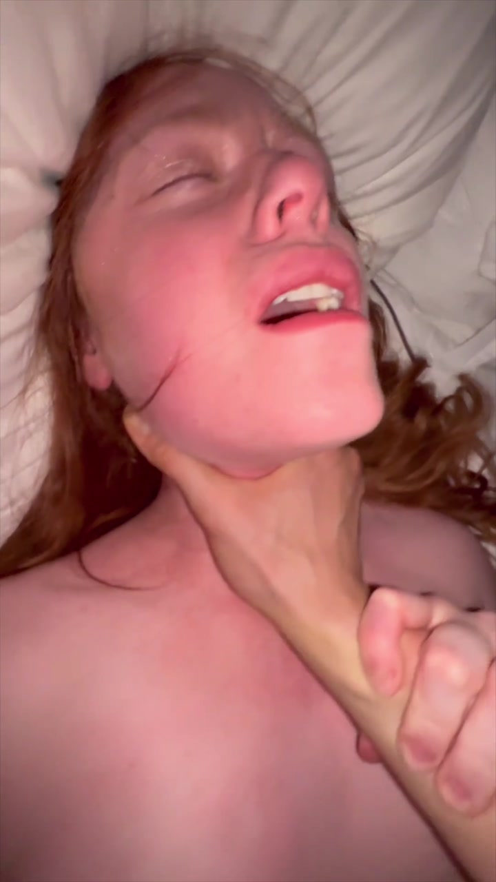 Creampied this redhead girl i met in a party